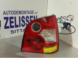 Gebrauchte Rücklicht rechts Volkswagen Polo IV (9N1/2/3) 1.4 16V Preis € 26,25 Margenregelung angeboten von Zelissen V.O.F. autodemontage