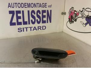 Usagé Poignée de porte avant droite Chevrolet Matiz Prix € 21,00 Règlement à la marge proposé par Zelissen V.O.F. autodemontage