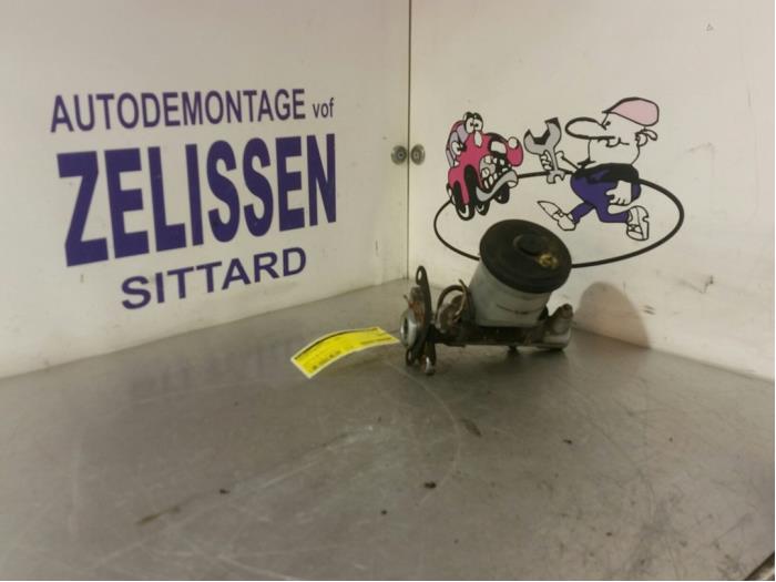 Gebrauchte Hauptbremszylinder Toyota Starlet (EP9) 1.3,XLi,GLi 16V Preis € 36,75 Margenregelung angeboten von Zelissen V.O.F. autodemontage