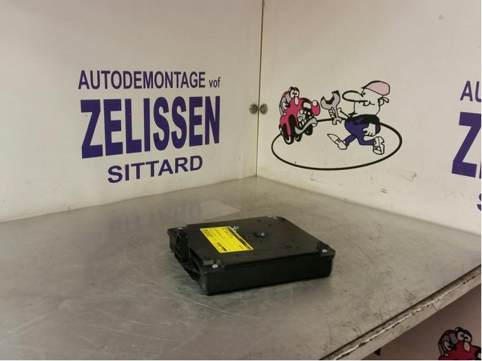 Used Body control computer Renault Megane III Grandtour (KZ) 1.5 dCi 90 Price € 78,75 Margin scheme offered by Zelissen V.O.F. autodemontage