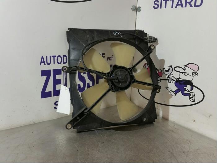 Ventilateur d'un Toyota Starlet (EP9) 1.3,XLi,GLi 16V 1996