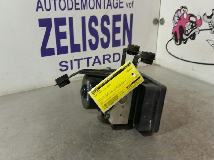 Usagé Pompe ABS BMW Mini (R50/53) 1.6 16V Cooper Prix € 131,25 Règlement à la marge proposé par Zelissen V.O.F. autodemontage