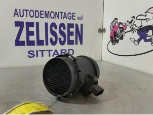Używane Czujnik masy powietrza BMW 7 serie (E65/E66/E67) 735i,Li 3.6 V8 32V Cena € 78,75 Procedura marży oferowane przez Zelissen V.O.F. autodemontage