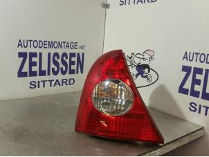 Used Taillight, left Renault Clio II (BB/CB) 1.4 16V Price € 31,50 Margin scheme offered by Zelissen V.O.F. autodemontage