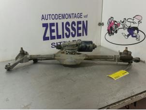 Usagé Moteur + mécanique essuie-glace Toyota RAV4 (A2) 2.0 D-4D 16V 4x4 Prix € 78,75 Règlement à la marge proposé par Zelissen V.O.F. autodemontage