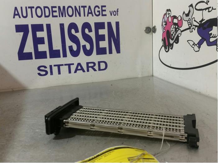Begagnade Värmeelement Opel Movano 2.3 BiTurbo 16V FWD Pris € 52,50 Marginaltabell erbjuds av Zelissen V.O.F. autodemontage