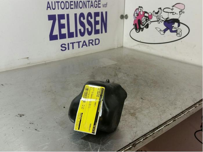 Used Engine mount Volkswagen Crafter 2.5 TDI 30/32/35/46/50 Price € 31,50 Margin scheme offered by Zelissen V.O.F. autodemontage