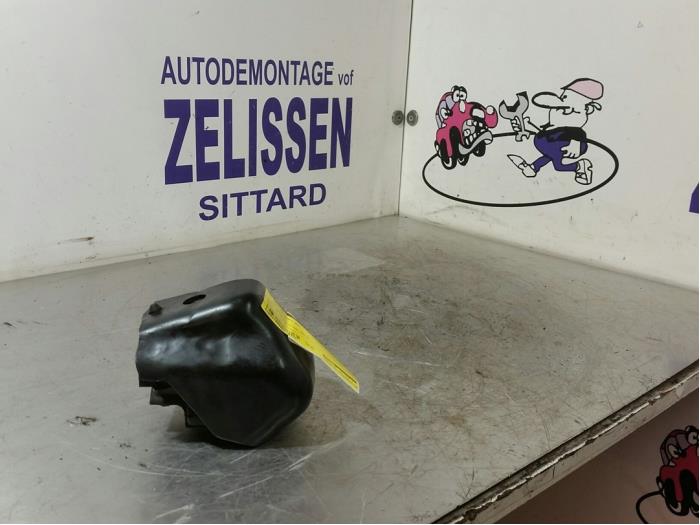 Used Engine mount Volkswagen Crafter 2.5 TDI 30/32/35/46/50 Price € 31,50 Margin scheme offered by Zelissen V.O.F. autodemontage