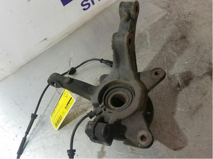Front suspension system, left from a Renault Kangoo/Grand Kangoo (KW) 1.5 dCi 85 2010
