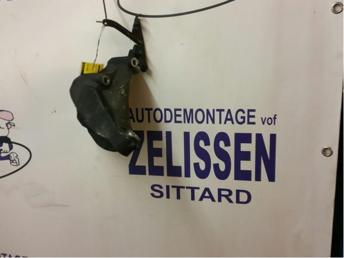 Used Engine mount Volkswagen Crafter 2.5 TDI 30/32/35/46/50 Price € 68,25 Margin scheme offered by Zelissen V.O.F. autodemontage