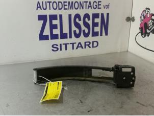 Usados Receptor de puerta de 2 puertas izquierda Volkswagen Crafter 2.5 TDI 30/32/35/46/50 Precio € 21,00 Norma de margen ofrecido por Zelissen V.O.F. autodemontage
