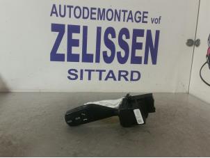 Używane Przelacznik kierunkowskazu Ford Mondeo IV Wagon 1.6 TDCi 16V Cena € 31,50 Procedura marży oferowane przez Zelissen V.O.F. autodemontage