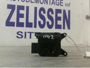 Used Heater valve motor Volkswagen Crafter 2.5 TDI 30/32/35/46/50 Price € 31,50 Margin scheme offered by Zelissen V.O.F. autodemontage