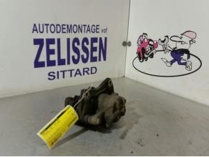 Usagé Etrier de frein (pince) avant gauche Mitsubishi Colt CZC 1.5 16V Prix € 31,50 Règlement à la marge proposé par Zelissen V.O.F. autodemontage