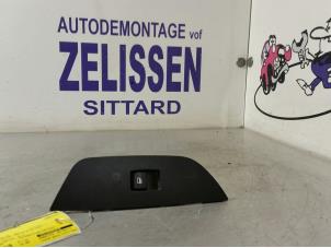 Gebrauchte Elektrisches Fenster Schalter BMW X1 (E84) sDrive 18d 2.0 16V Preis € 15,75 Margenregelung angeboten von Zelissen V.O.F. autodemontage