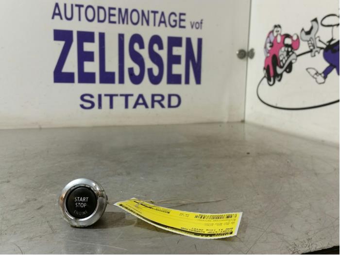 Używane Przelacznik Start/Stop BMW X1 (E84) sDrive 18d 2.0 16V Cena € 21,00 Procedura marży oferowane przez Zelissen V.O.F. autodemontage