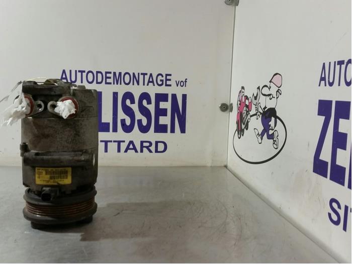 Usagé Compresseur de clim Ford Focus 2 1.8 16V Prix € 183,75 Règlement à la marge proposé par Zelissen V.O.F. autodemontage