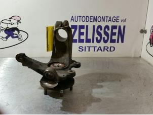 Usagé Suspension de roue avant gauche Ford Focus 2 1.8 16V Prix € 52,50 Règlement à la marge proposé par Zelissen V.O.F. autodemontage