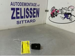 Used Electric window switch BMW 3 serie Touring (E91) 320d 16V Corporate Lease Price € 10,50 Margin scheme offered by Zelissen V.O.F. autodemontage