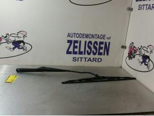 Usagé Bras essuie-glace avant BMW Z3 Roadster (E36/7) 1.9 16V Prix € 26,25 Règlement à la marge proposé par Zelissen V.O.F. autodemontage