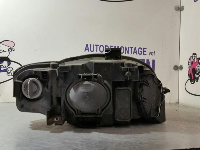 Headlight, left Audi A4 Avant 2.7 TDI V6 24V - 8E0941003AJ AUTOMOTIVE ...