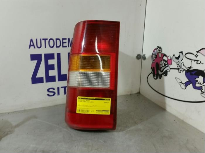 Taillight, right from a Citroën Jumpy (BS/BT/BY/BZ) 1.9Di 2003