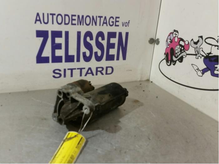 Gebrauchte Anlasser Renault Master II (FD/HD) 2.2 dCi 16V Preis € 47,25 Margenregelung angeboten von Zelissen V.O.F. autodemontage