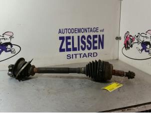 Usagé Arbre de transmission avant gauche Renault Master III (FD/HD) 2.2 dCi 16V Prix € 78,75 Règlement à la marge proposé par Zelissen V.O.F. autodemontage