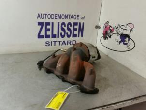 Used Exhaust manifold + catalyst Kia Rio (DC22/24) 1.5 RS,LS 16V Price on request offered by Zelissen V.O.F. autodemontage