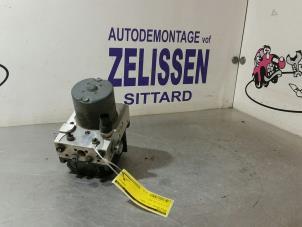 Używane Pompa ABS Skoda Superb (3U4) 2.0 TDI 16V Cena € 131,25 Procedura marży oferowane przez Zelissen V.O.F. autodemontage