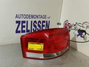 Usados Luz trasera izquierda Audi A3 (8P1) 1.6 Precio € 52,50 Norma de margen ofrecido por Zelissen V.O.F. autodemontage