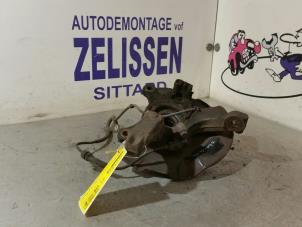 Usagé Suspension de roue avant gauche Suzuki Swift (ZA/ZC/ZD1/2/3/9) 1.3 VVT 16V Prix € 42,00 Règlement à la marge proposé par Zelissen V.O.F. autodemontage