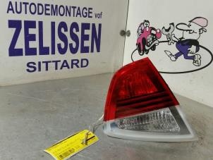 Used Taillight, left BMW 3 serie (E90) 318i 16V Price € 31,50 Margin scheme offered by Zelissen V.O.F. autodemontage