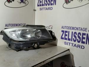 Używane Reflektor prawy BMW 3 serie (E90) 318i 16V Cena € 204,75 Procedura marży oferowane przez Zelissen V.O.F. autodemontage