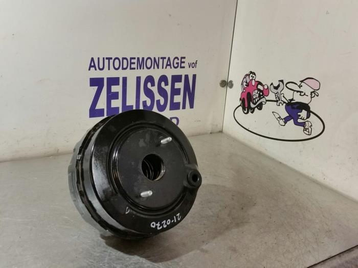 Usagé Servo frein BMW 3 serie (E90) 318i 16V Prix € 105,00 Règlement à la marge proposé par Zelissen V.O.F. autodemontage