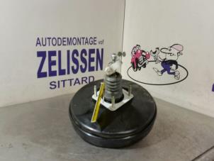 Używane Wspomaganie hamulców Opel Combo 1.3 CDTI 16V ecoFlex Cena € 99,75 Procedura marży oferowane przez Zelissen V.O.F. autodemontage