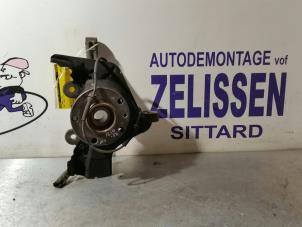 Usados Suspensión de ruedas izquierda delante Opel Combo 1.3 CDTI 16V ecoFlex Precio € 78,75 Norma de margen ofrecido por Zelissen V.O.F. autodemontage