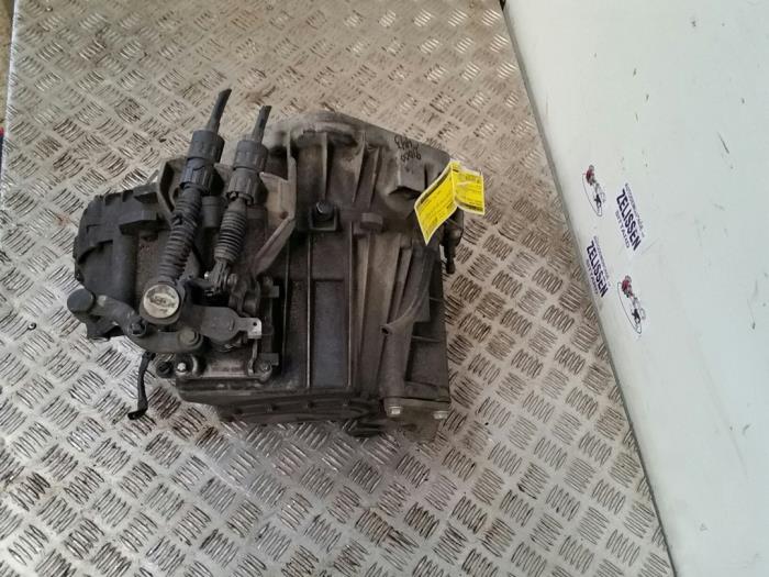 Getriebe van een Mercedes-Benz A (W168) 1.4 A-140 2001