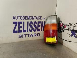 Usados Luz trasera derecha Volkswagen Caddy II (9K9A) 1.9 TDI Precio € 26,25 Norma de margen ofrecido por Zelissen V.O.F. autodemontage