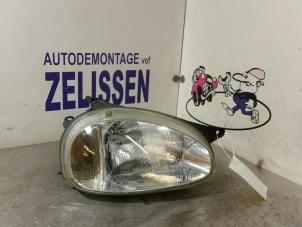Used Headlight, right Opel Corsa B (73/78/79) 1.4i Price € 26,25 Margin scheme offered by Zelissen V.O.F. autodemontage