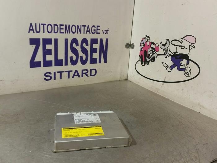 Begagnade ESP-dator Mercedes S (W220) 5.0 S-500 V8 24V Pris € 105,00 Marginaltabell erbjuds av Zelissen V.O.F. autodemontage