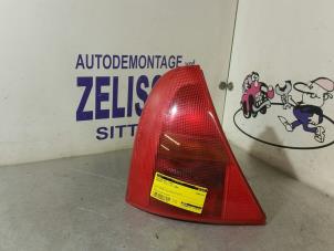 Used Taillight, left Renault Clio II (BB/CB) 1.4 Price € 26,25 Margin scheme offered by Zelissen V.O.F. autodemontage
