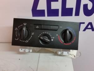 Usados Panel de control de calefacción Citroen Jumpy (G9) 1.6 HDI 16V Precio de solicitud ofrecido por Zelissen V.O.F. autodemontage
