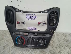 Used Heater control panel Toyota Yaris Verso (P2) 1.3 16V Price € 42,00 Margin scheme offered by Zelissen V.O.F. autodemontage