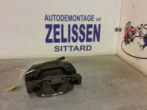 Used Front brake calliper, left BMW 3 serie (E46/4) 318i Price € 31,50 Margin scheme offered by Zelissen V.O.F. autodemontage