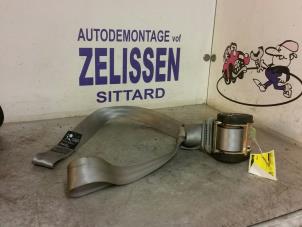 Used Front seatbelt, right Renault Twingo (C06) 1.2 Price € 26,25 Margin scheme offered by Zelissen V.O.F. autodemontage
