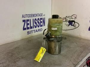 Usados Bomba de dirección asistida Ford Focus 2 Wagon Precio € 78,75 Norma de margen ofrecido por Zelissen V.O.F. autodemontage
