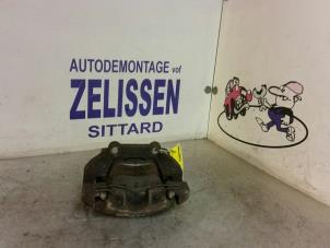 Used Front brake calliper, right Citroen C4 Grand Picasso (UA) 2.0 HDiF 16V 135 Price € 42,00 Margin scheme offered by Zelissen V.O.F. autodemontage