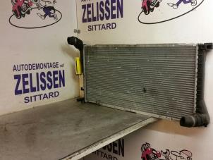 Usagé Radiateur d'eau BMW 5 serie Touring (E39) Prix € 63,00 Règlement à la marge proposé par Zelissen V.O.F. autodemontage