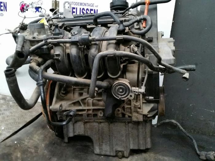 Engine from a Volkswagen Caddy III (2KA,2KH,2CA,2CH) 1.4 16V 2004